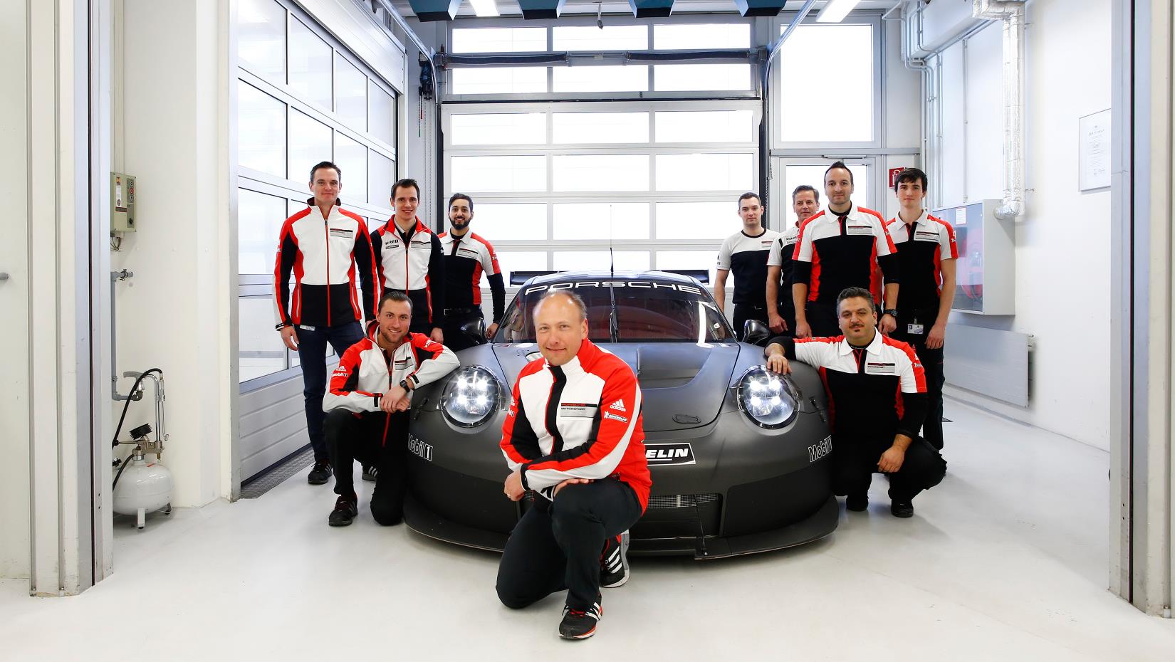 high_successor_porsche_911_rsr_2016_porsche_ag (1)
