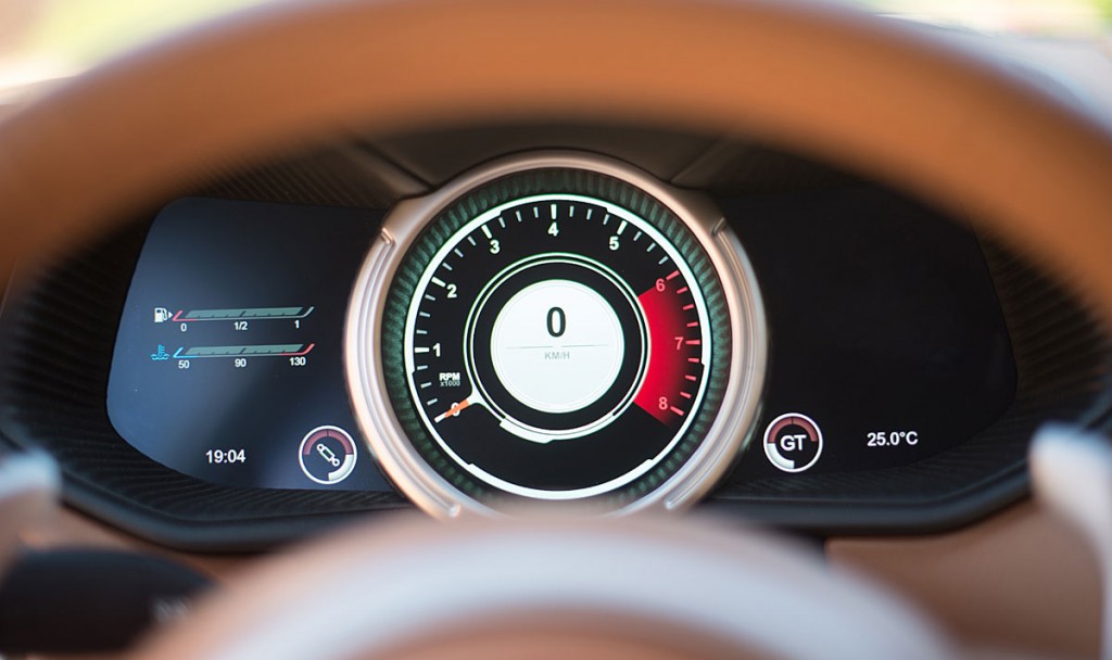 presentacion-aston-martin-db-11 (36)