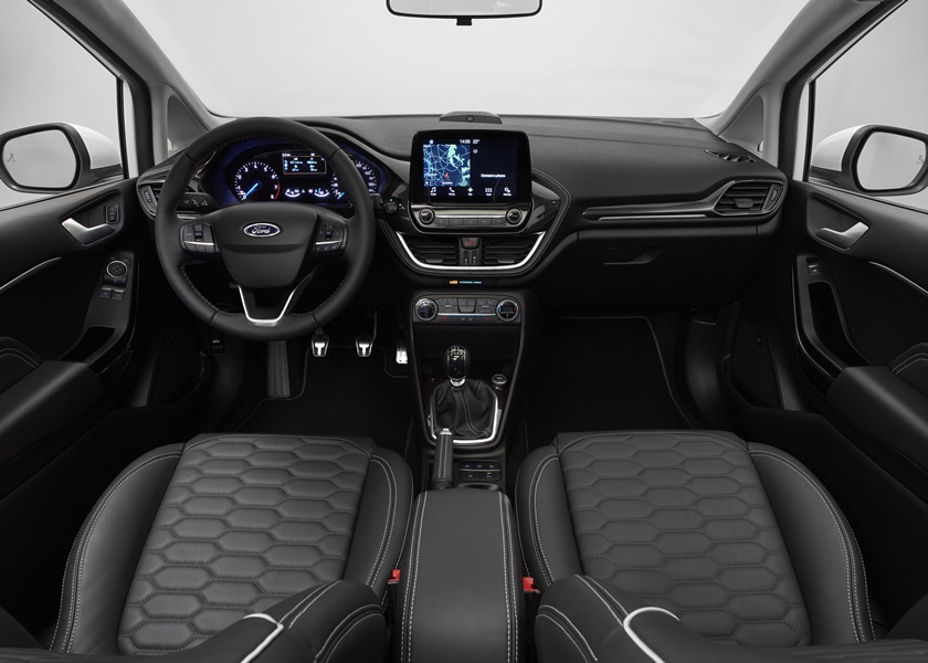 FORD_FIESTA2016_VIGNALE_COCKPIT_03