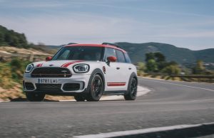 MINI Countryman John Cooper Works. Juguete familiar
